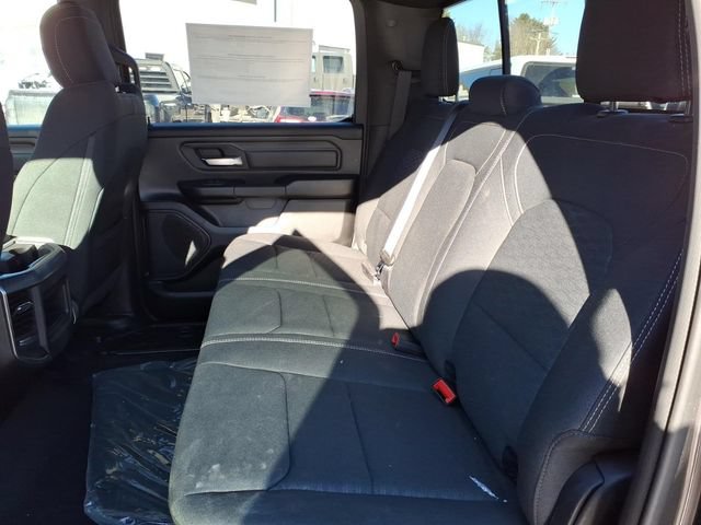 Used 2026 RAM 1500 Express AWD/4WD image 14