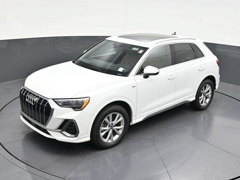 Used 2021 Audi Q3 2.0T Premium w/ Convenience Package AWD/4WD image 15