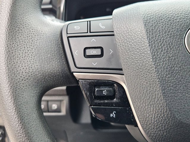 Used 2025 Toyota Camry LE image 20