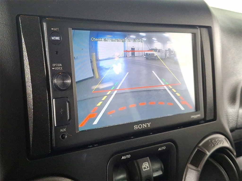 Used 2018 Jeep Wrangler Unlimited Sport S image 4