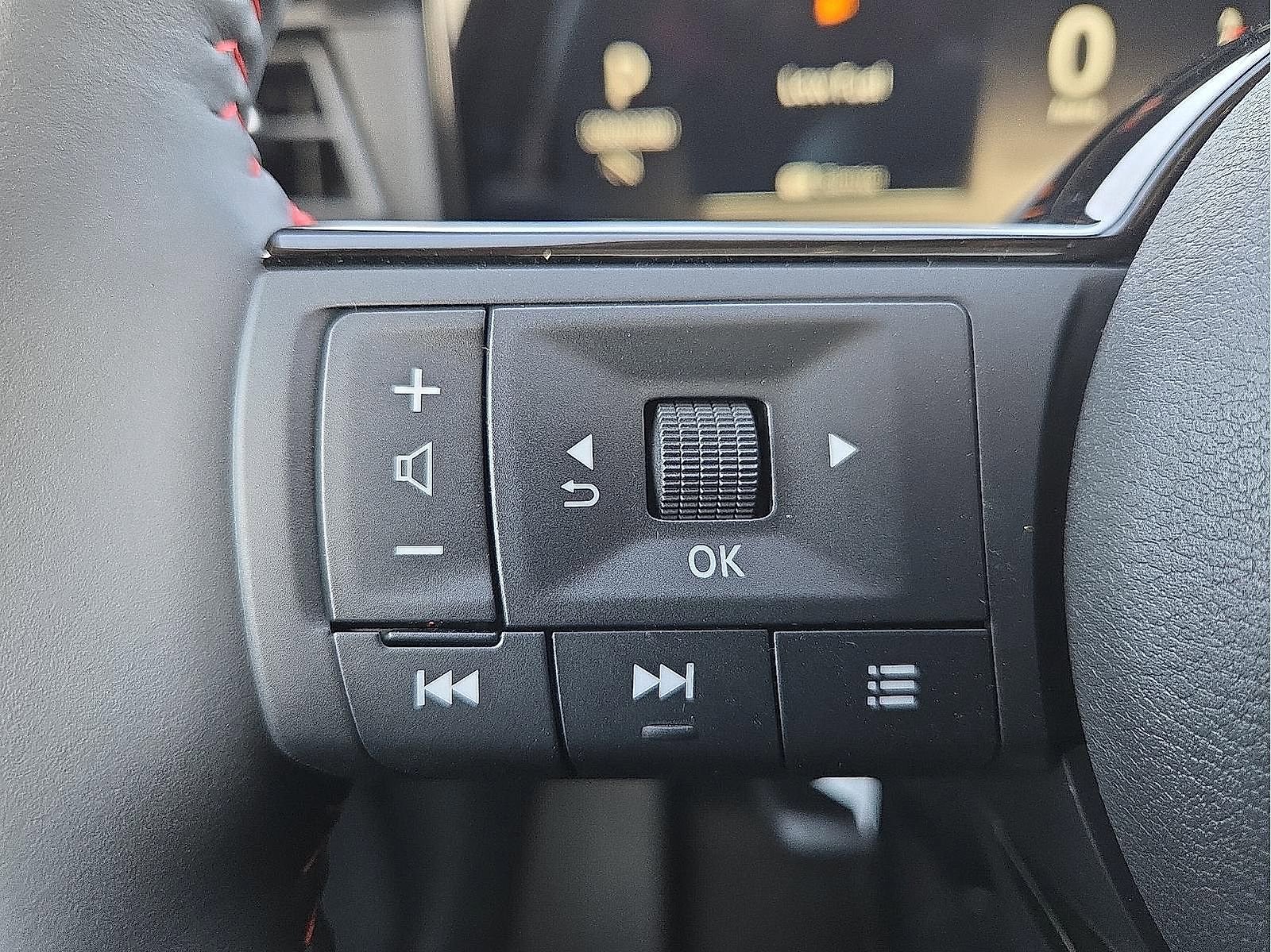 New 2026 Nissan Kicks SR w/ SR Premium Package image 18