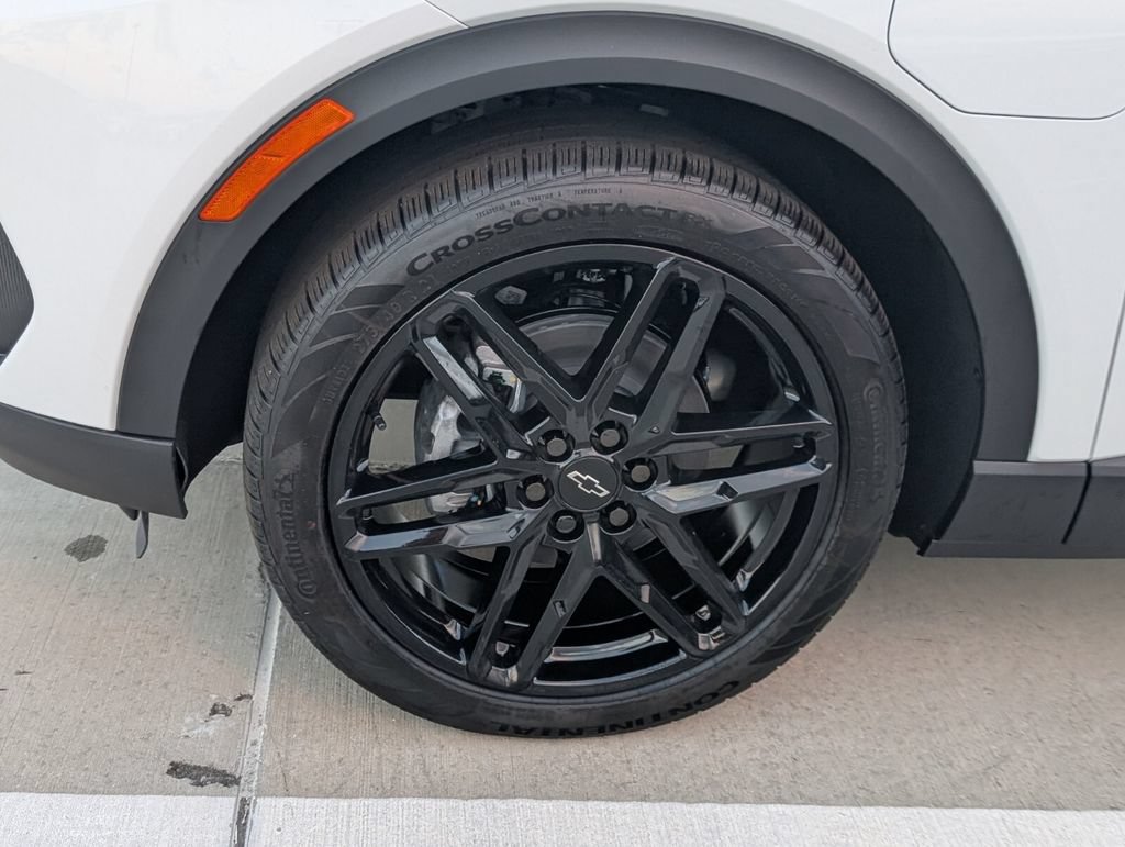 New 2026 Chevrolet Equinox EV LT AWD/4WD image 5