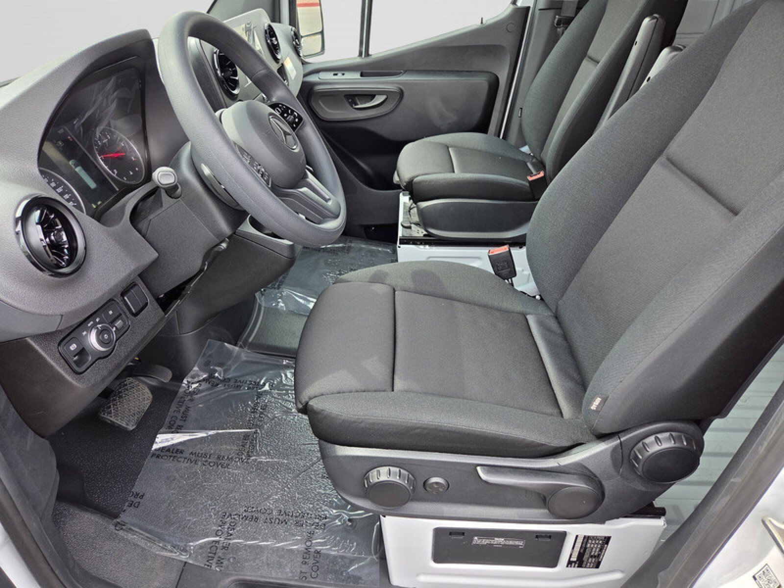 New 2024 Mercedes-Benz Sprinter 2500 image 10