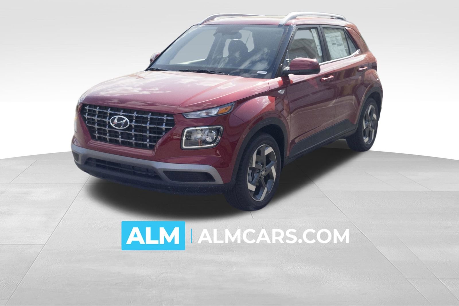 Used 2025 Hyundai Venue SEL image 1