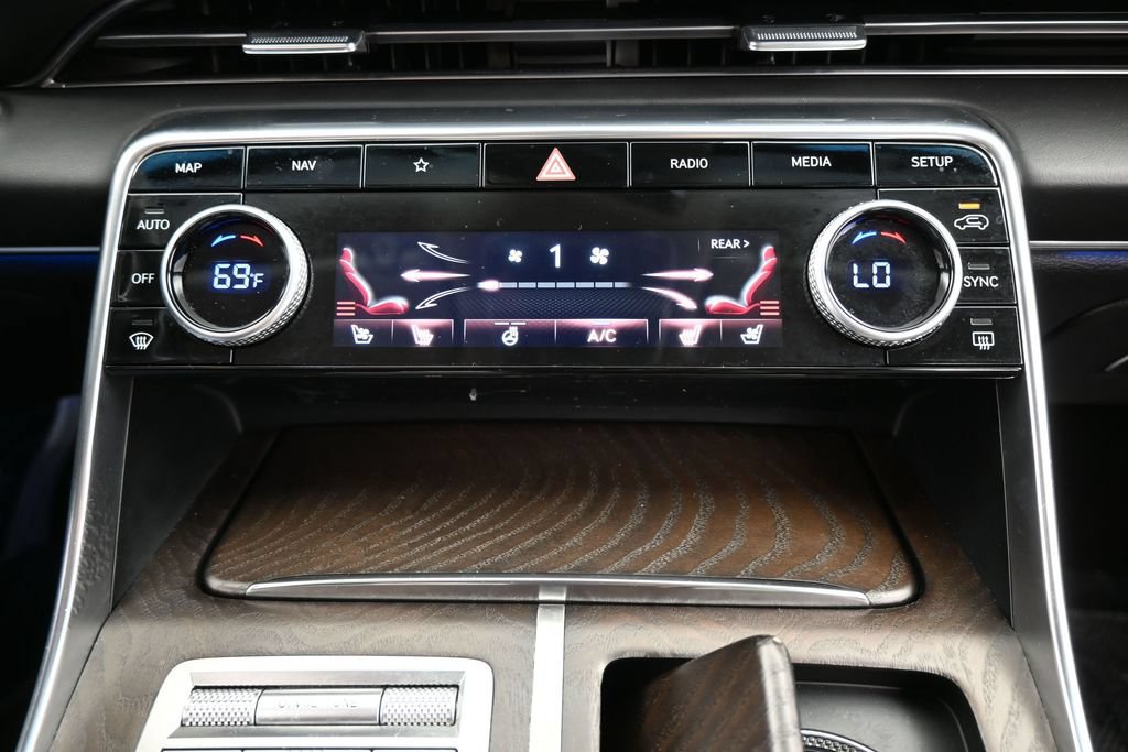 Used 2023 Genesis GV80 2.5T w/ Prestige Package AWD/4WD image 31
