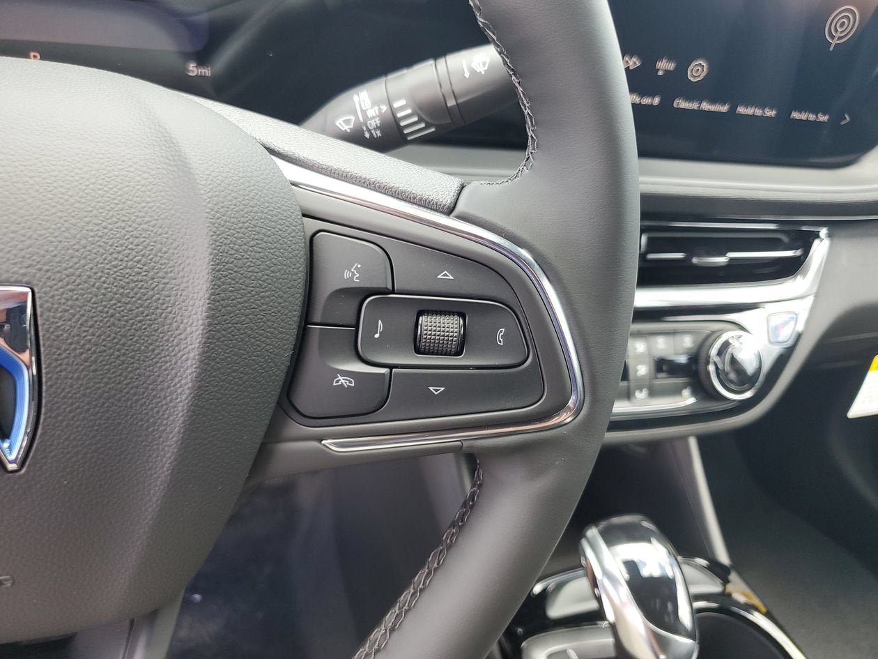 New 2026 Buick Envista Sport Touring w/ Convenience I Package FWD image 27