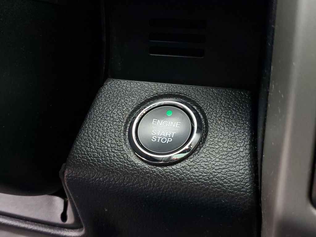 Used 2018 Ford F150 Lariat w/ Equipment Group 502A Luxury image 17