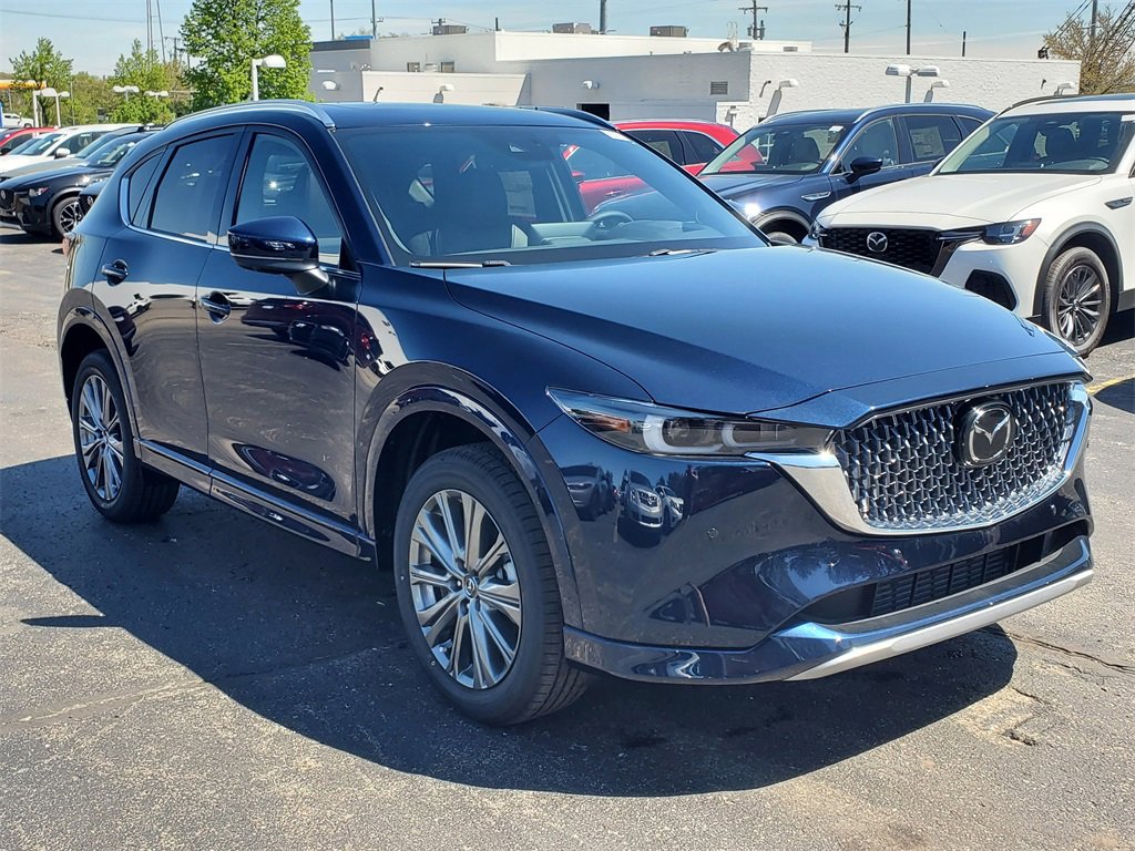 New 2025 MAZDA CX-5 Signature image 4