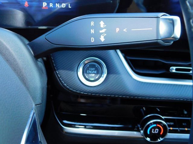 New 2026 Chevrolet Equinox LT w/ Convenience Package II image 32