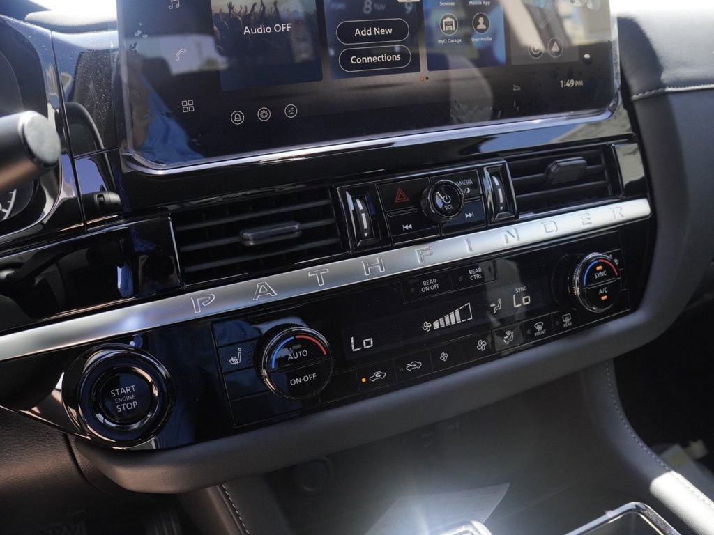 New 2026 Nissan Pathfinder SV image 13