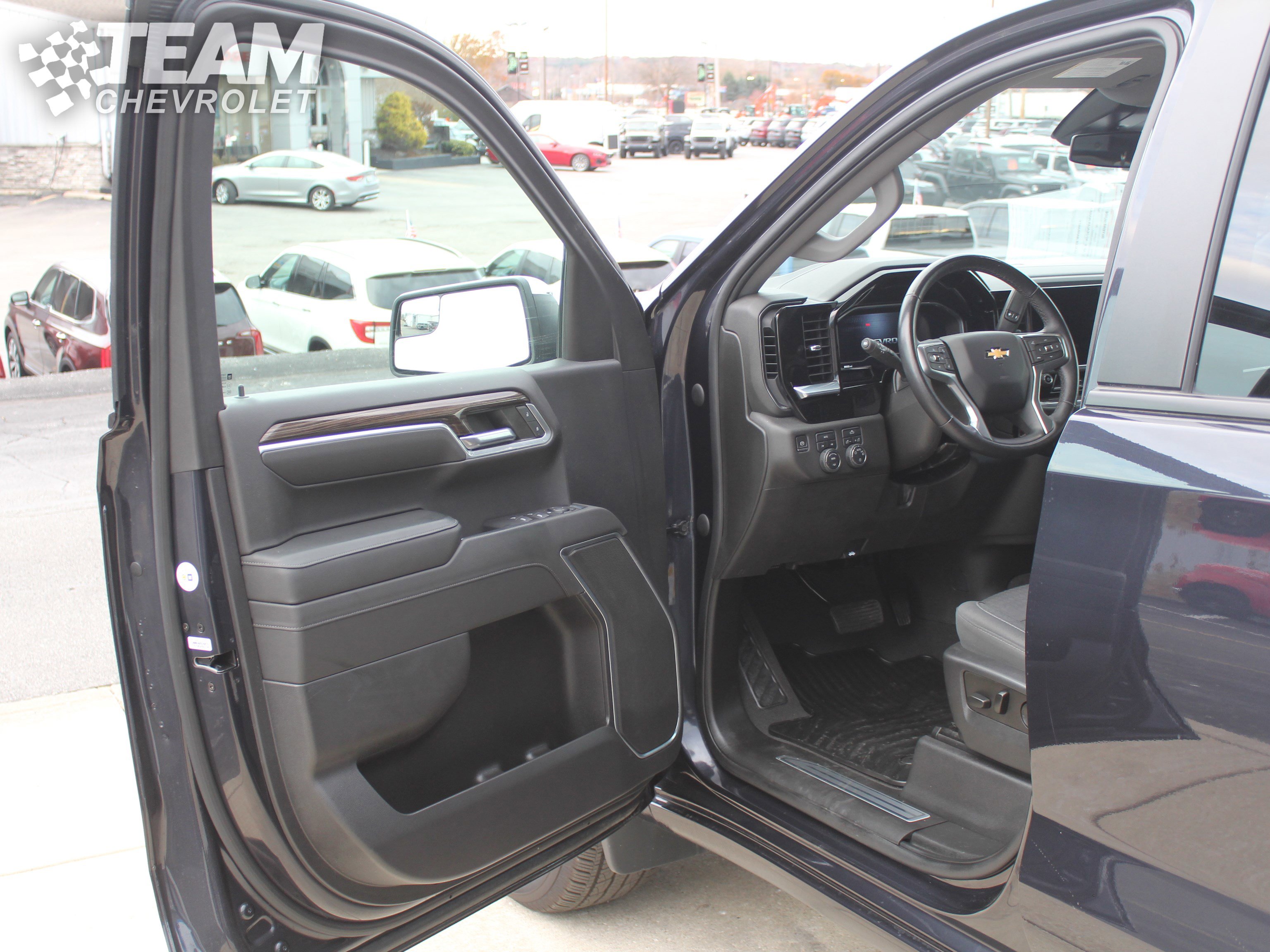 Certified 2022 Chevrolet Silverado 1500 LT image 10