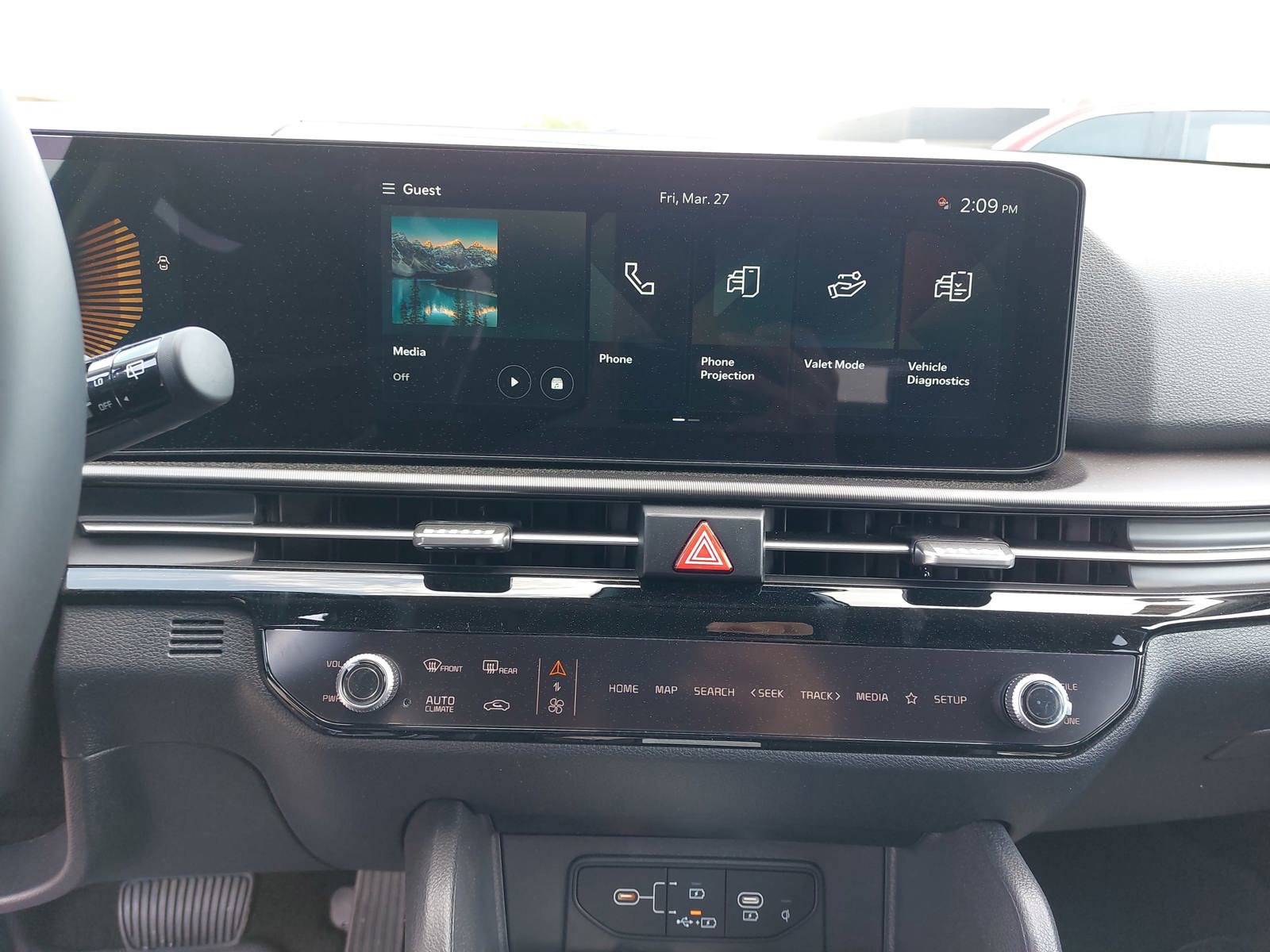 New 2026 Kia Sportage EX FWD image 24