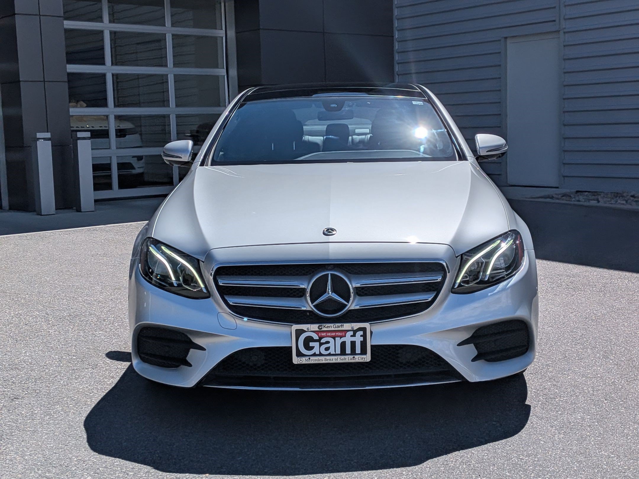 Used 2019 Mercedes-Benz E 300 4MATIC image 9