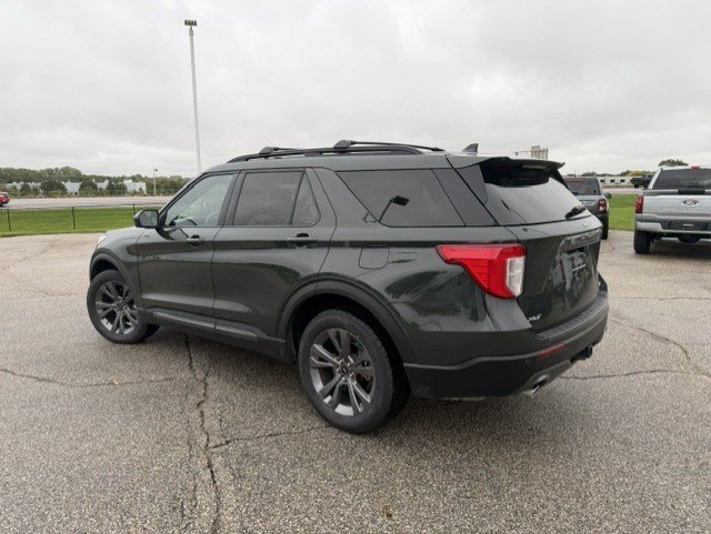 Certified 2023 Ford Explorer XLT w/ Equipment Group 202A AWD/4WD image 6