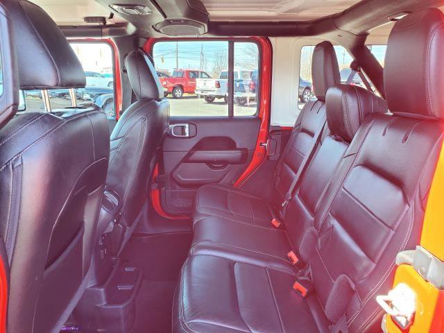 Used 2021 Jeep Wrangler Unlimited Sahara w/ LED Lighting Group AWD/4WD image 21