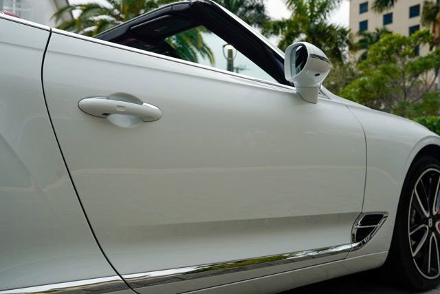 Used 2024 Bentley Continental GT V8 image 29