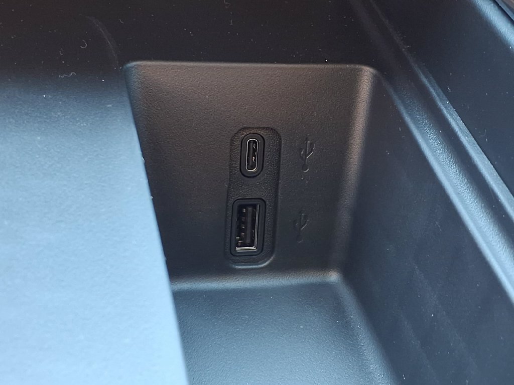 New 2027 GMC Acadia Elevation w/ Elevation Premium Package FWD image 6