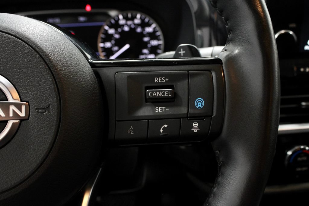 Certified 2024 Nissan Pathfinder SL AWD/4WD image 31