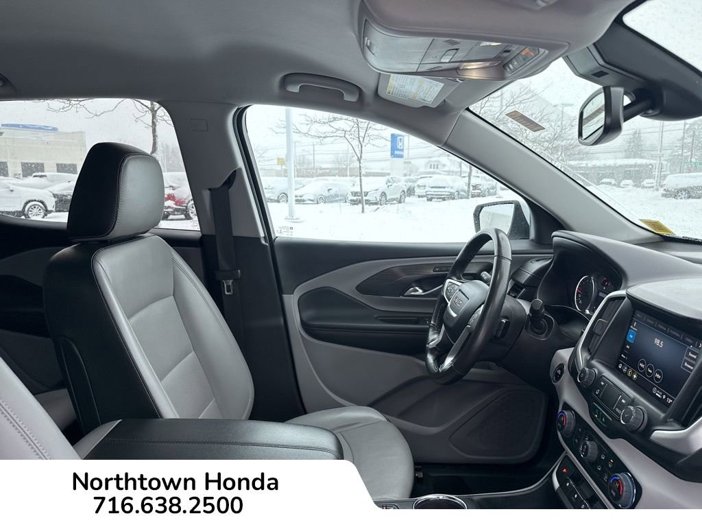 Used 2022 GMC Terrain SLT image 17