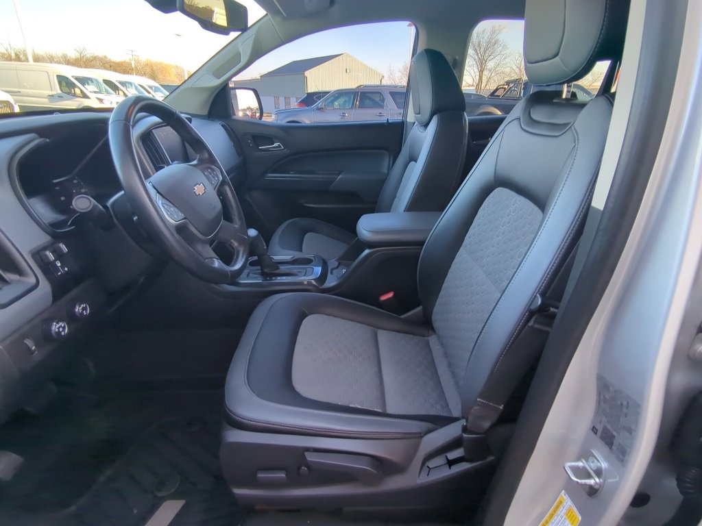 Used 2020 Chevrolet Colorado Z71 image 3