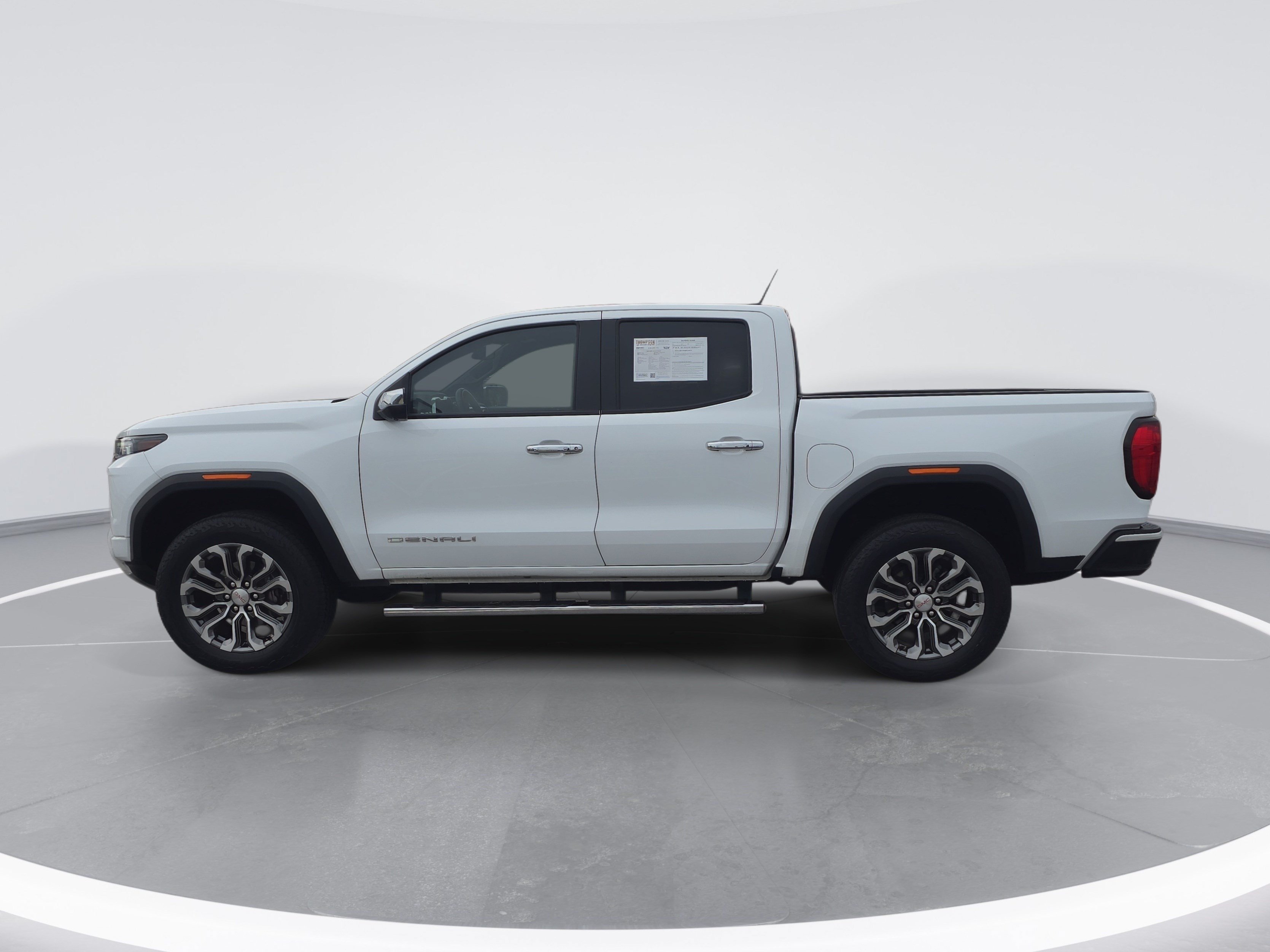 Used 2023 GMC Canyon Denali AWD/4WD image 6
