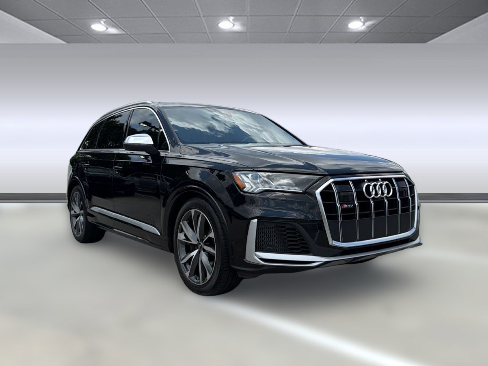 Used 2023 Audi SQ7 Premium Plus w/ Executive Package AWD/4WD image 7