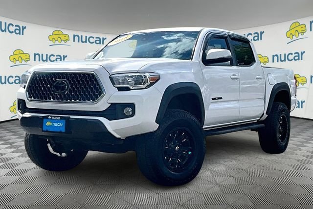 Used 2018 Toyota Tacoma TRD Off-Road w/ Technology Package AWD/4WD image 12