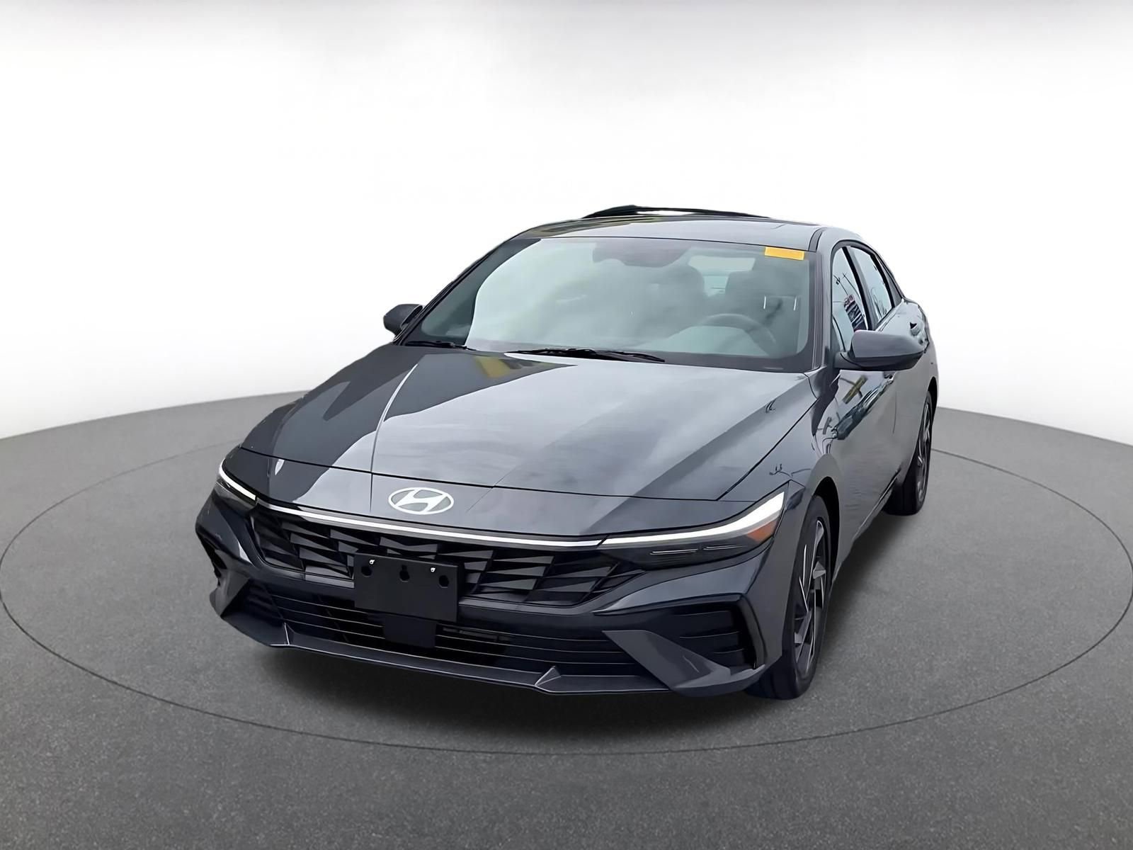 Used 2025 Hyundai Elantra SEL image 7