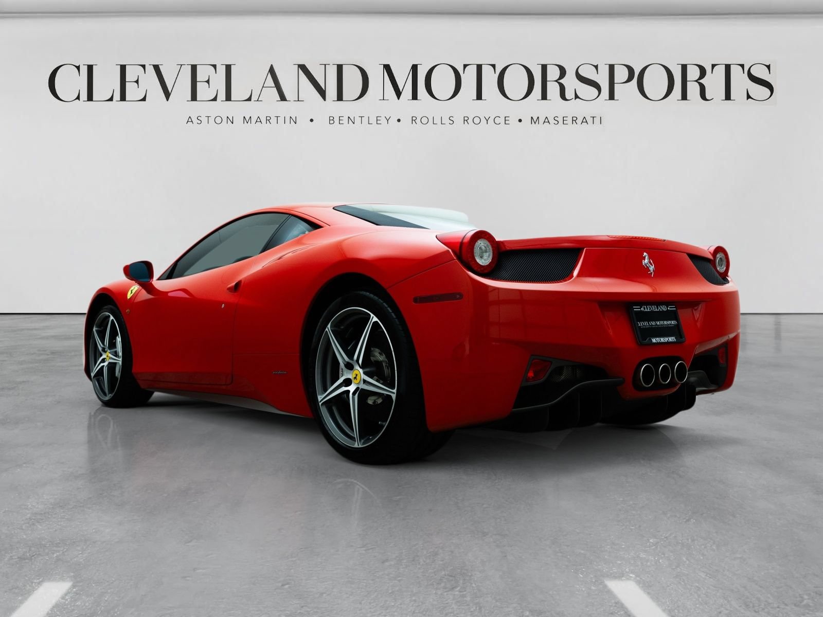 Used 2012 Ferrari 458 Italia Coupe RWD image 2