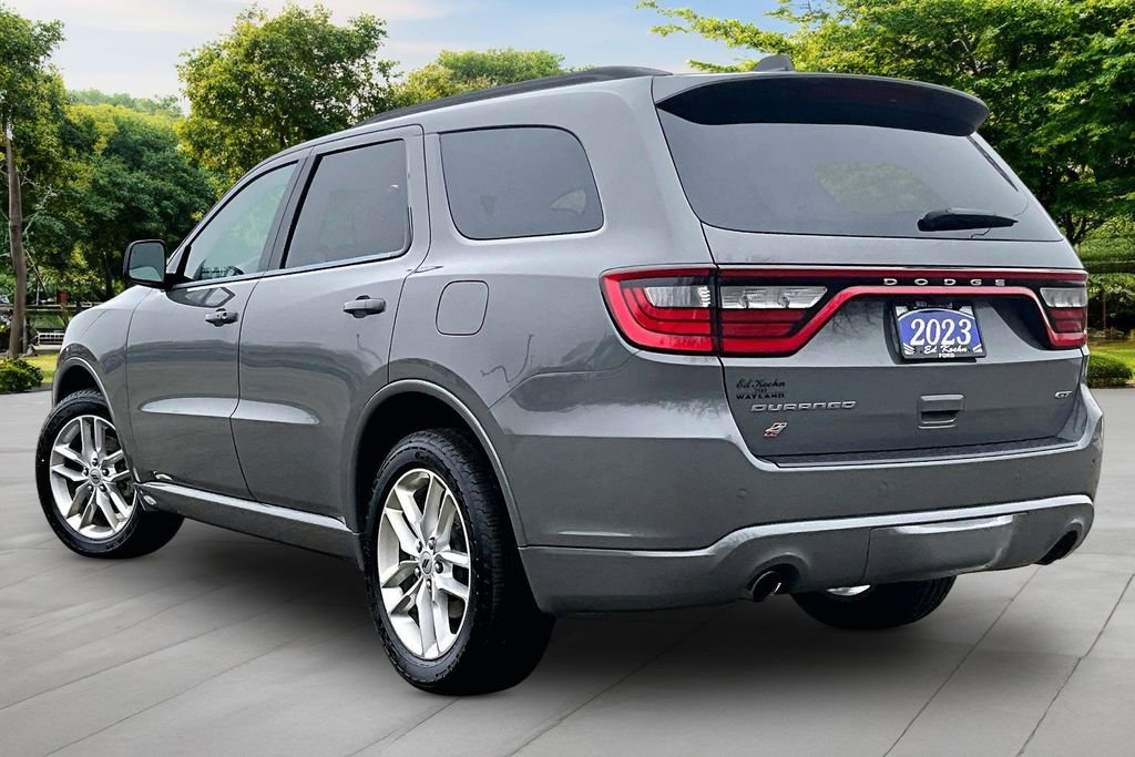 Used 2023 Dodge Durango GT image 2