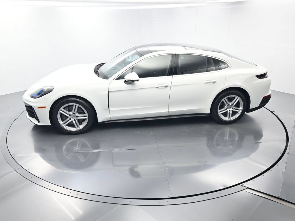 Certified 2025 Porsche Panamera RWD image 36