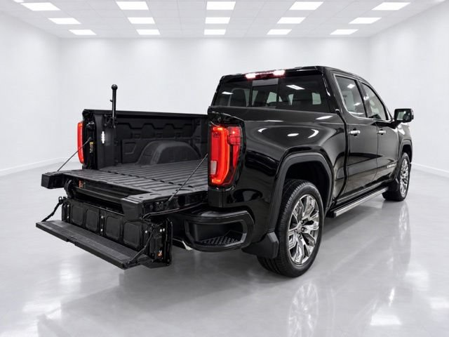Used 2023 GMC Sierra 1500 Denali w/ Denali Reserve Package AWD/4WD image 12