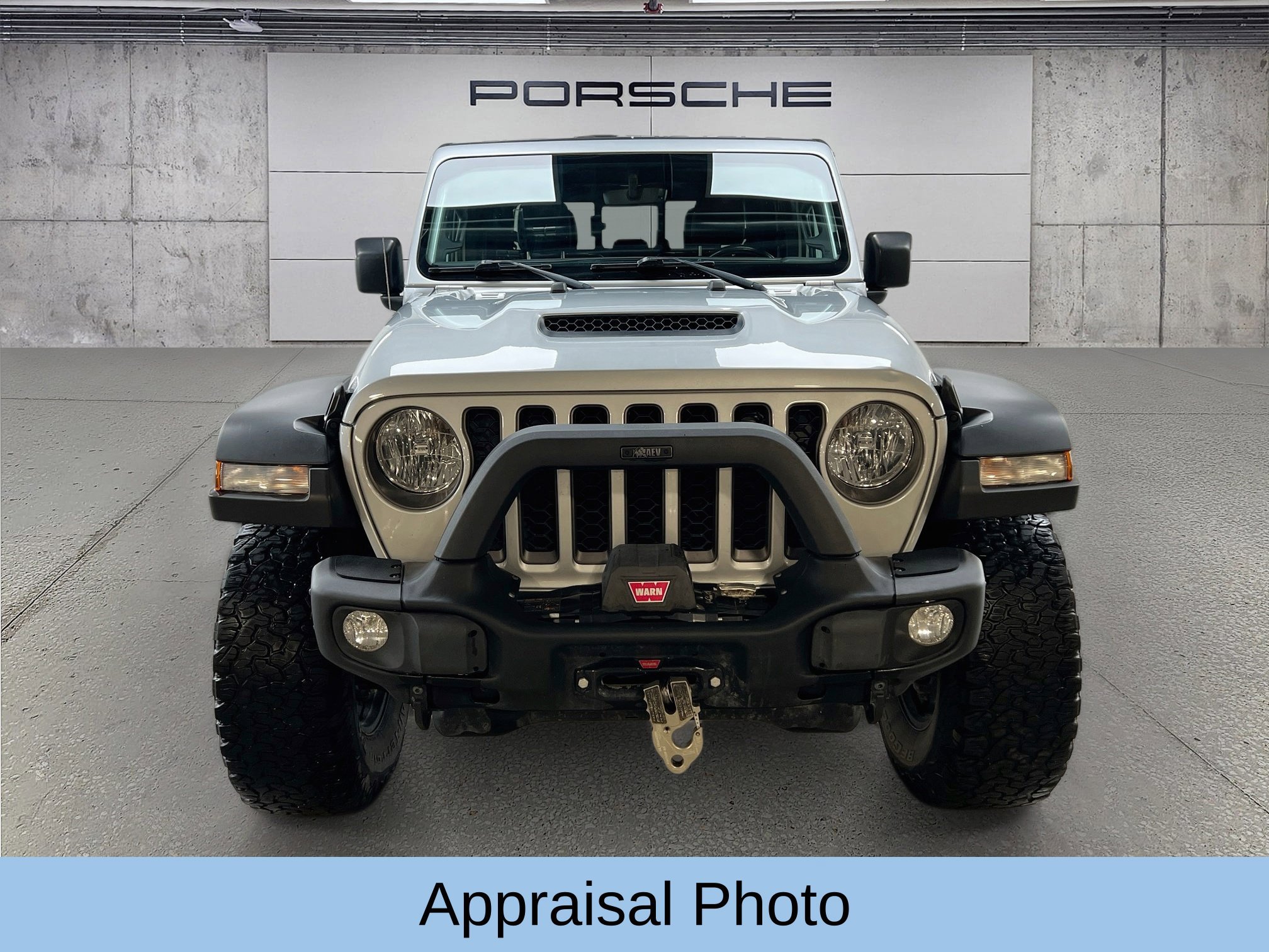 Used 2023 Jeep Gladiator Mojave w/ Cold Weather Group AWD/4WD image 6