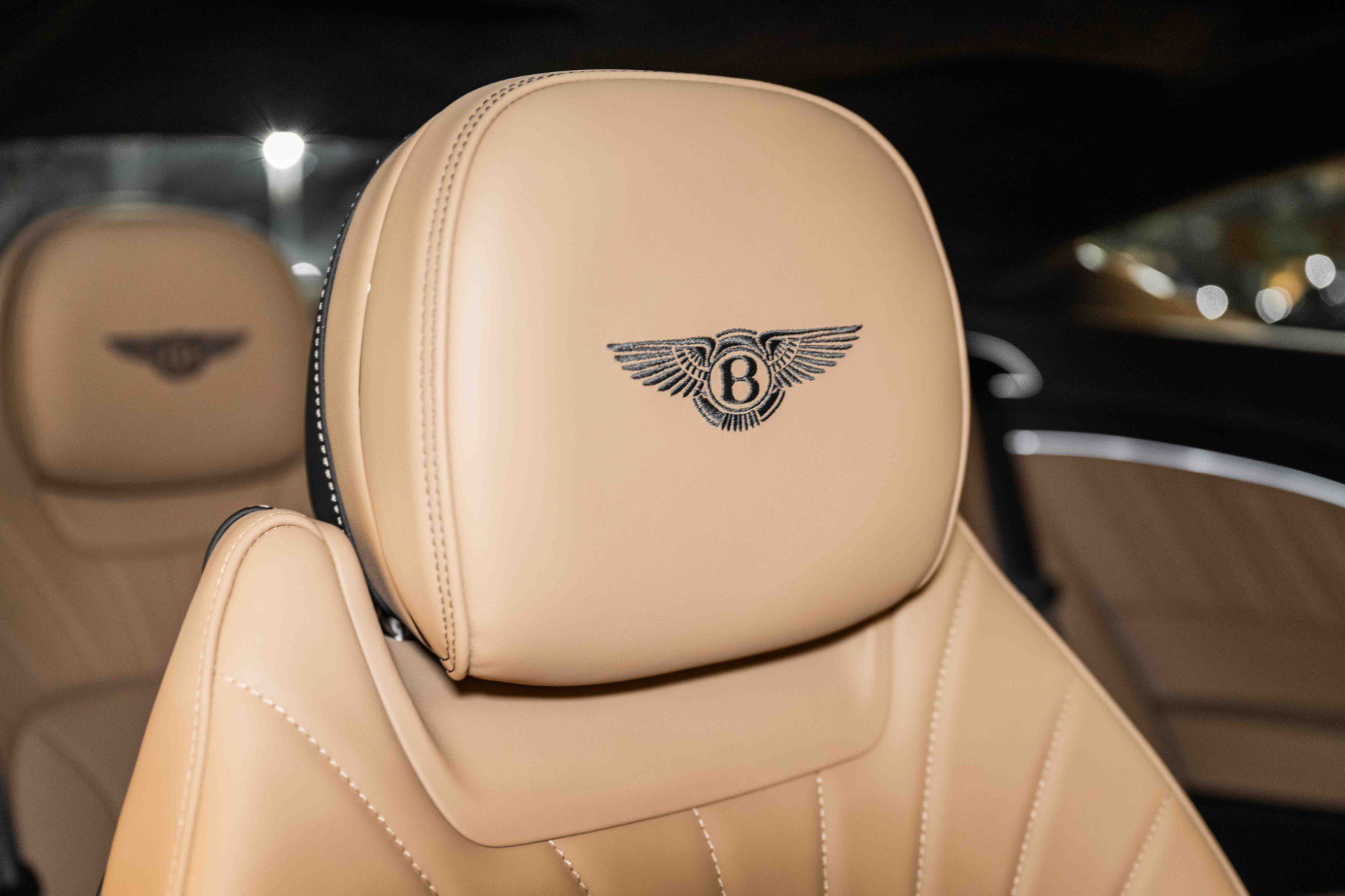 Used 2024 Bentley Continental GT V8 image 41