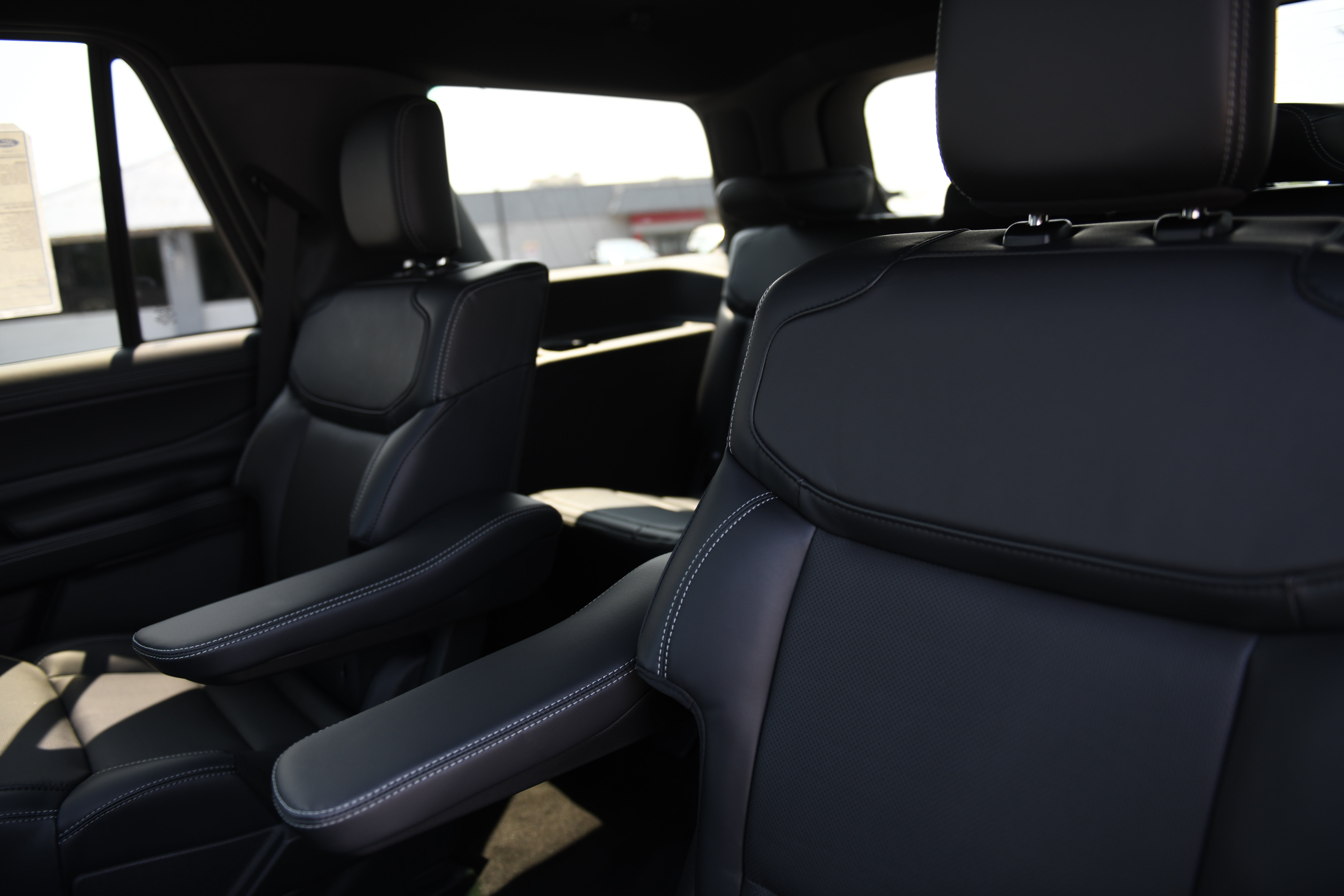 New 2027 Ford Expedition Platinum w/ Stealth Appearance Package RWD image 13
