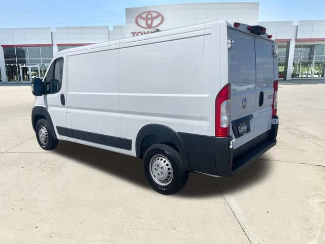 Used 2025 RAM ProMaster 2500 w/ Convenience Group FWD video 3