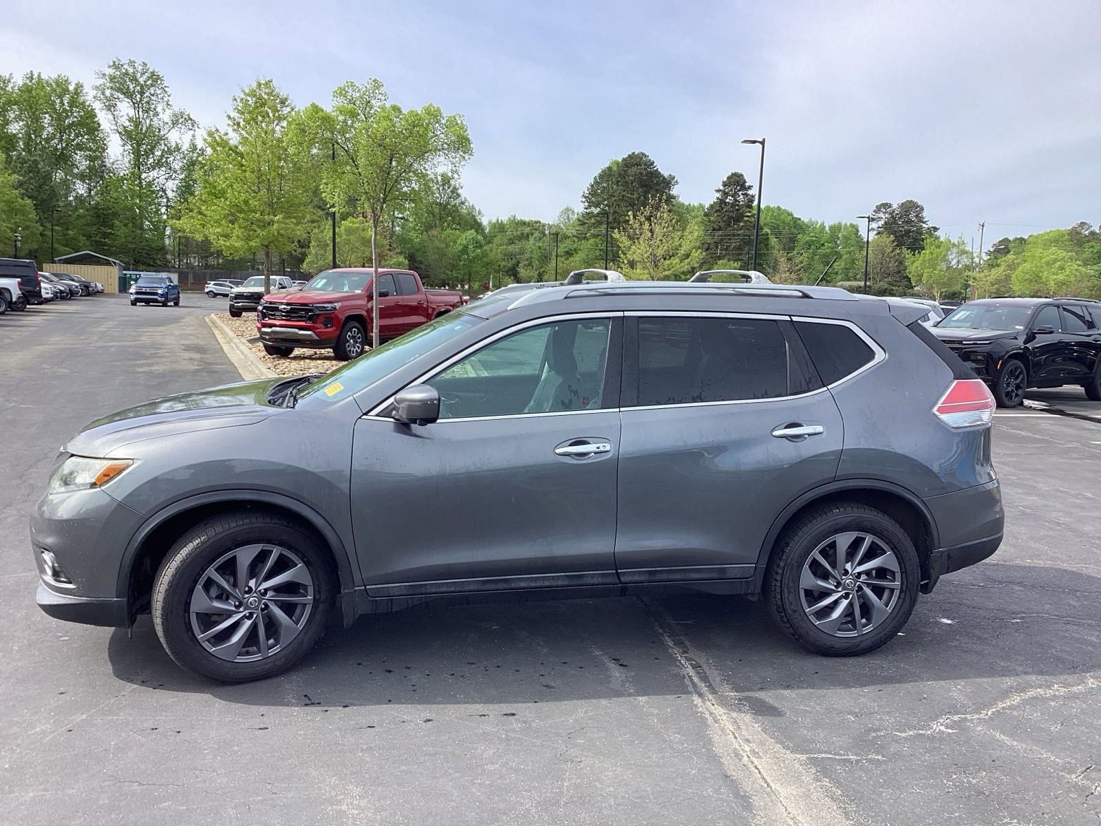 Used 2016 Nissan Rogue SL w/ SL Premium Package image 6