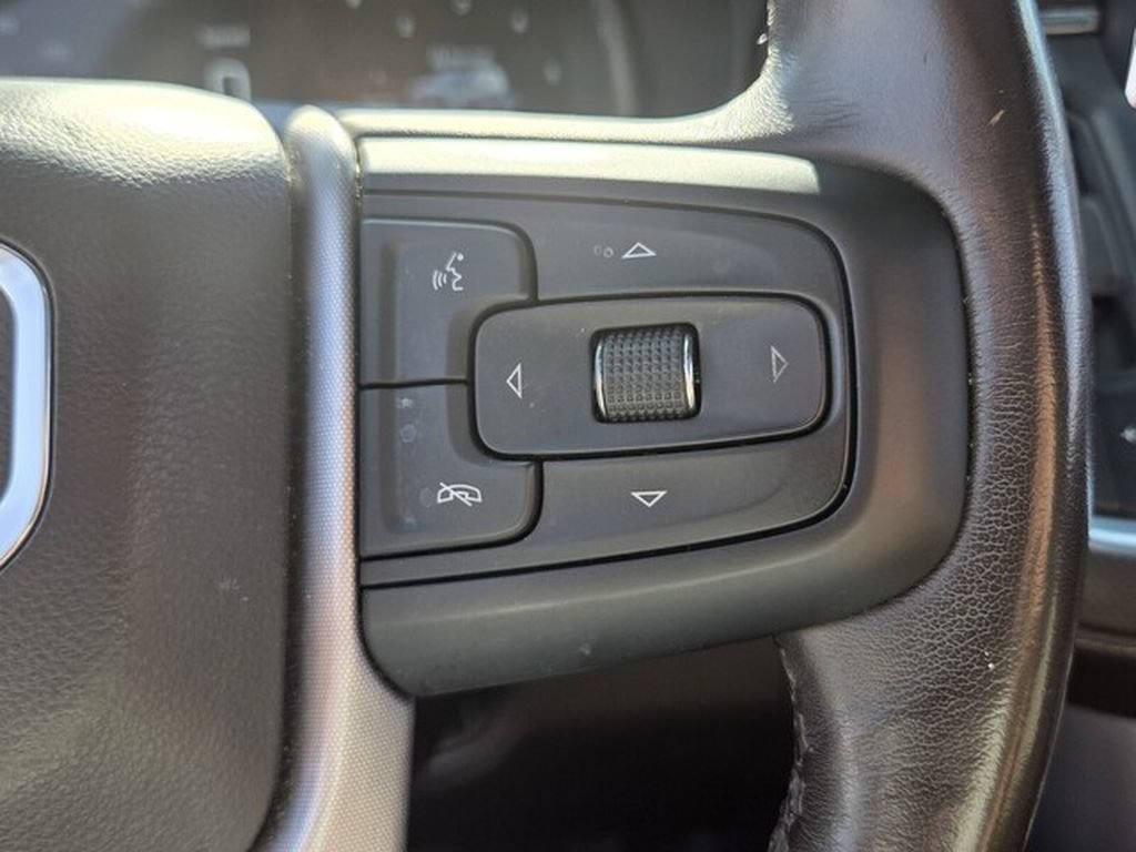 Used 2022 GMC Yukon XL SLT w/ SLT Premium Package RWD image 29
