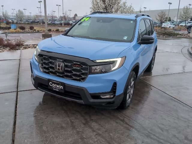 Used 2024 Honda Passport TrailSport image 3