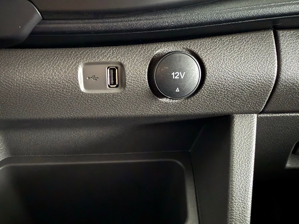 New 2025 Ford Transit 250 148 Medium Roof w/ Load Area Protection Package image 32