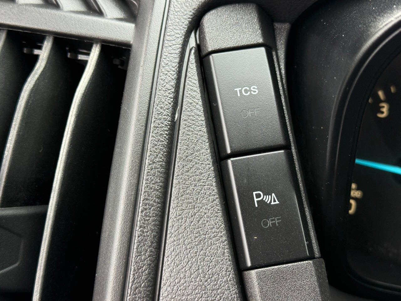 Used 2018 Ford Transit 350 148 Medium Roof RWD image 16