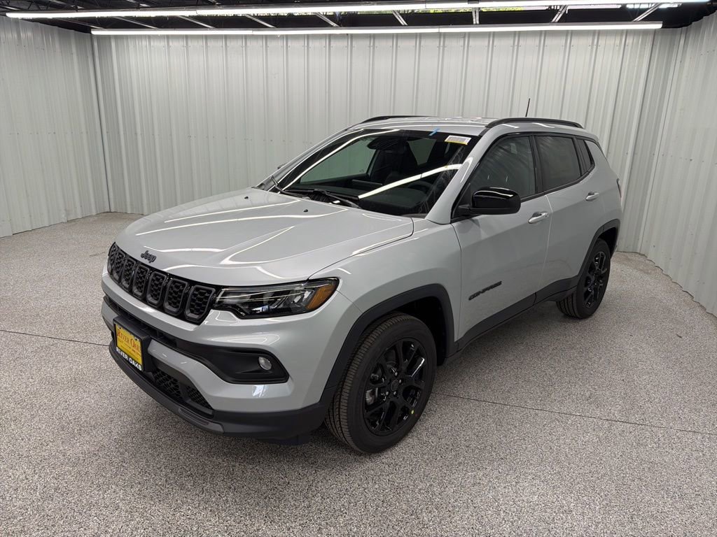 New 2026 Jeep Compass Latitude image 3