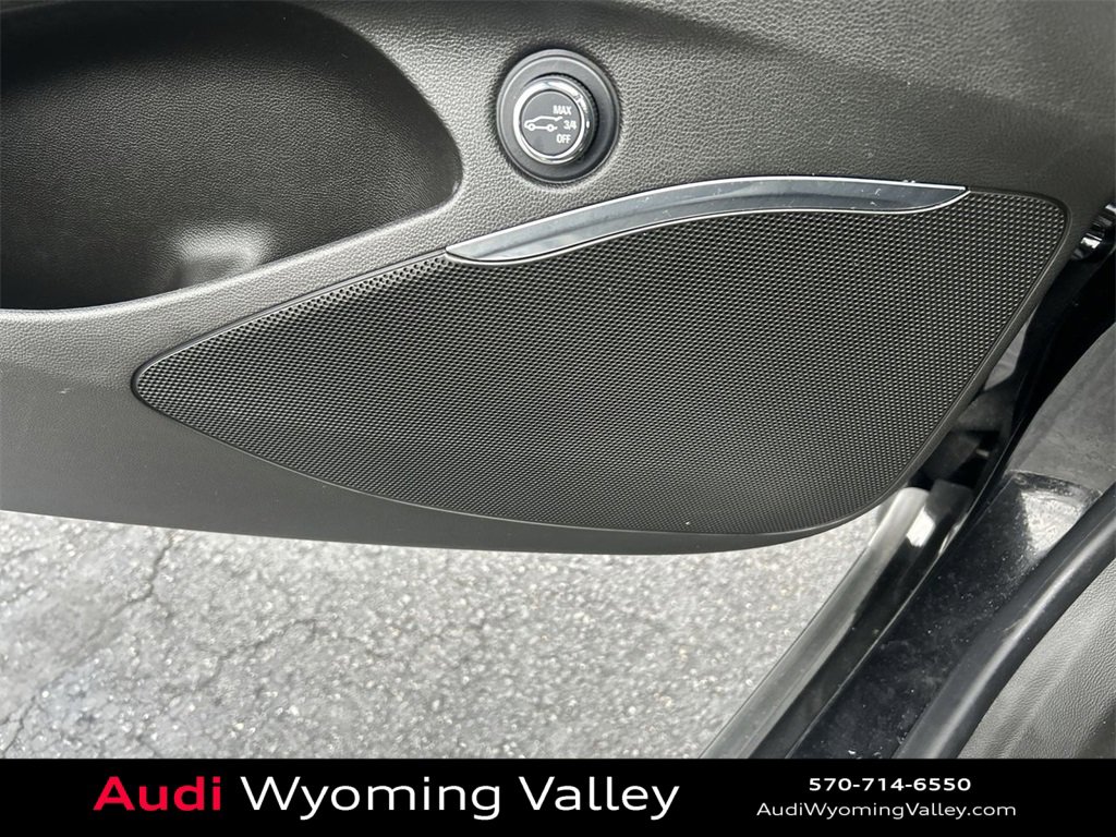 Used 2023 Buick Enclave Essence w/ Experience Buick Package image 28