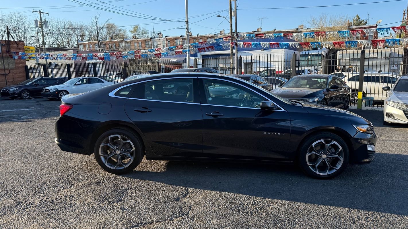 Used 2023 Chevrolet Malibu LT FWD image 6