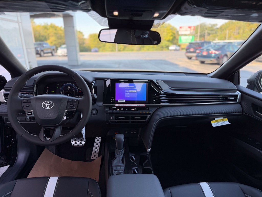 New 2026 Toyota Camry SE AWD/4WD image 9