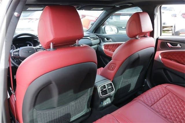 Used 2025 Genesis G70 3.3T Advanced w/ Sport Prestige Package image 23