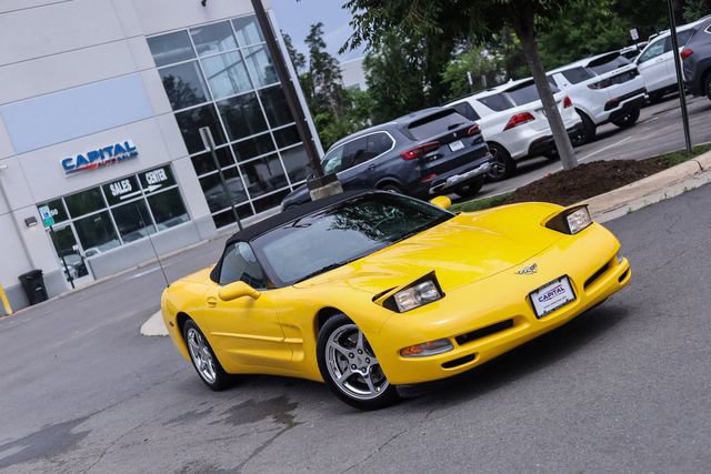 Used 2003 Chevrolet Corvette Convertible w/ Preferred Equipment Group1 RWD image 2