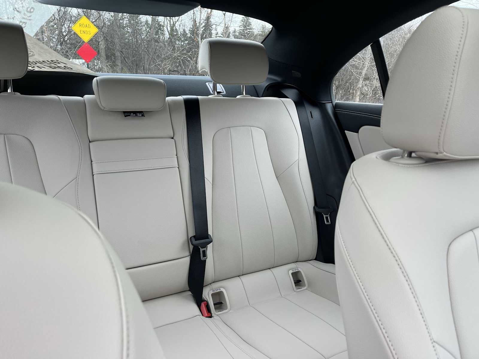 Used 2025 Mercedes-Benz CLA 250 4MATIC image 33