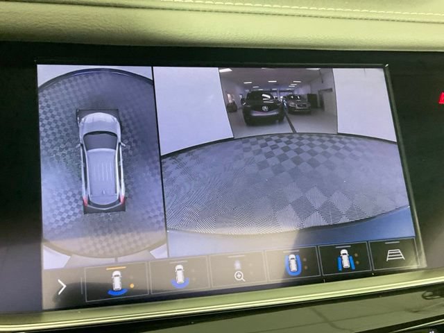 Used 2020 Cadillac XT5 Premium Luxury FWD image 9