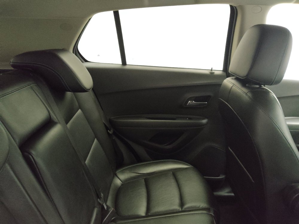 Used 2016 Chevrolet Trax LTZ FWD image 19